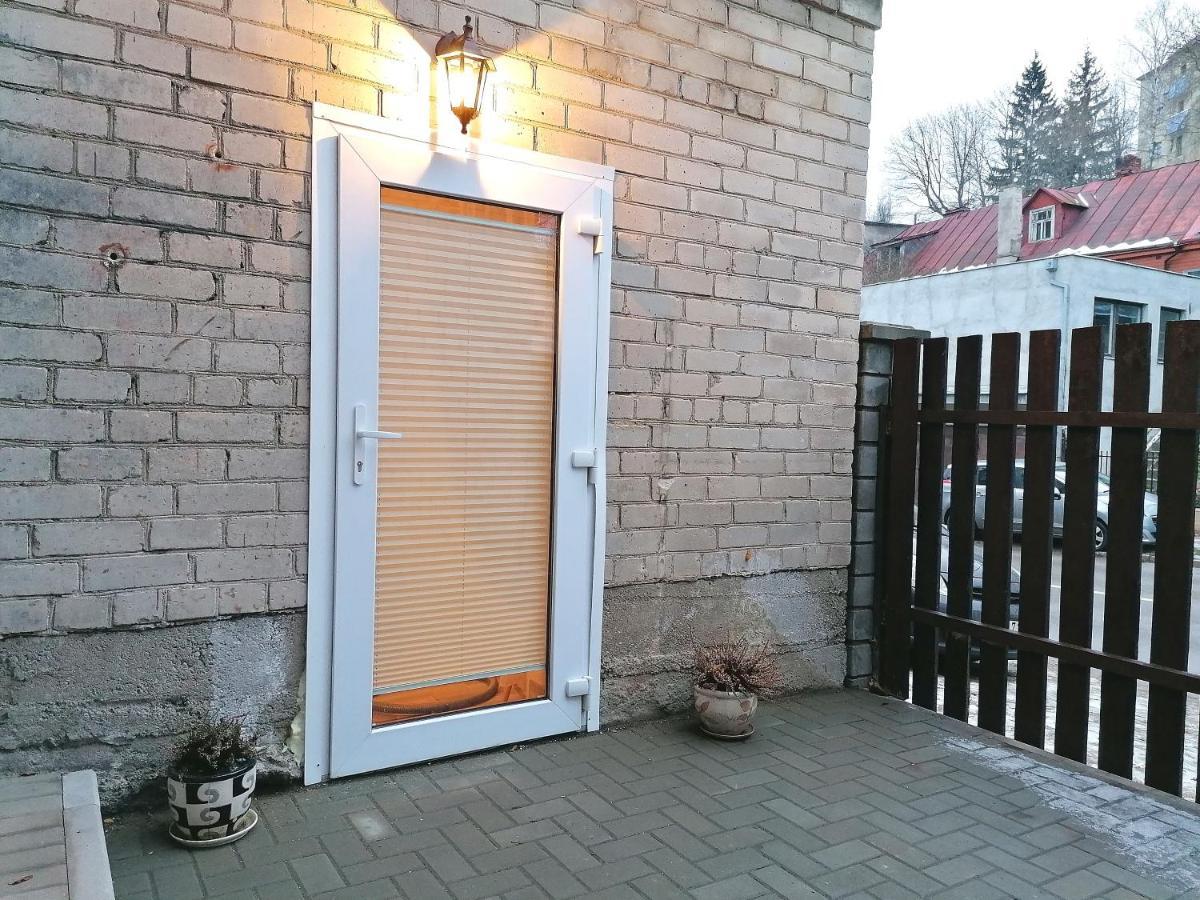 Apartment In Garage With Free Parking Kaunas Esterno foto